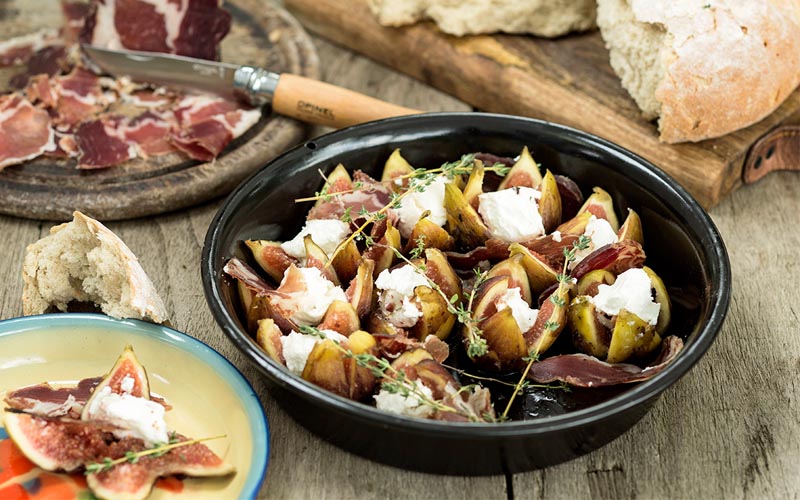 Figues au fromage de chèvre et coppa di parma