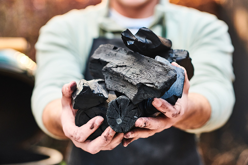 Wat is de beste houtskool voor de kamado?