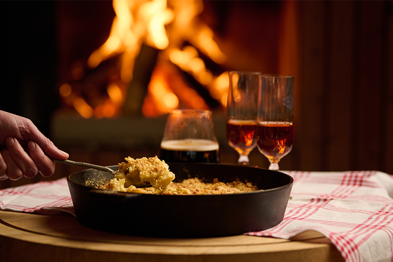 Ben je gek op appeltaart? Maak dan ook eens deze appelcrumble op de Big Green Egg. Makkelijk, snel en o zo lekker!